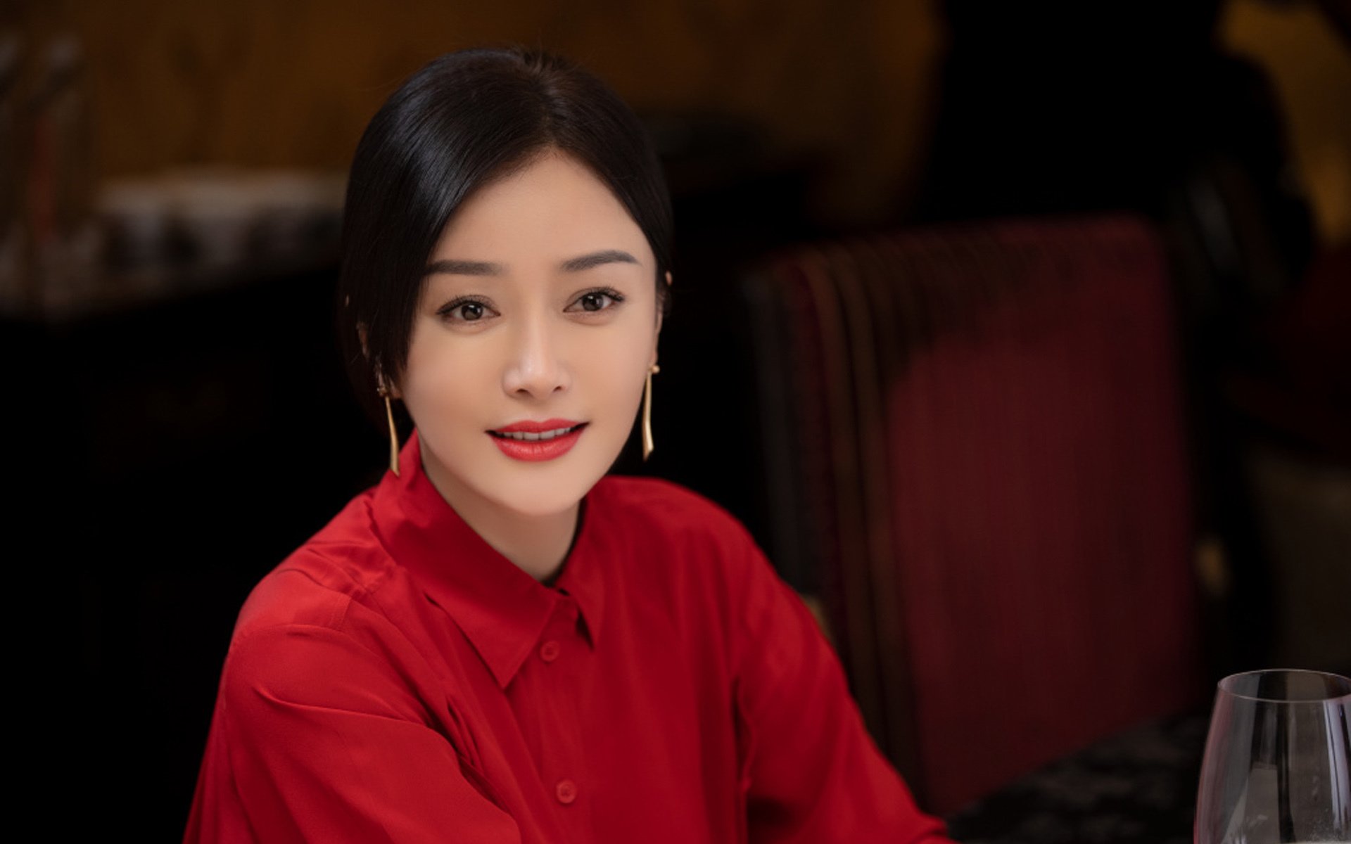 澳大利亚男子橄榄球队战术创新大获好评，澳大利亚橄榄球比分