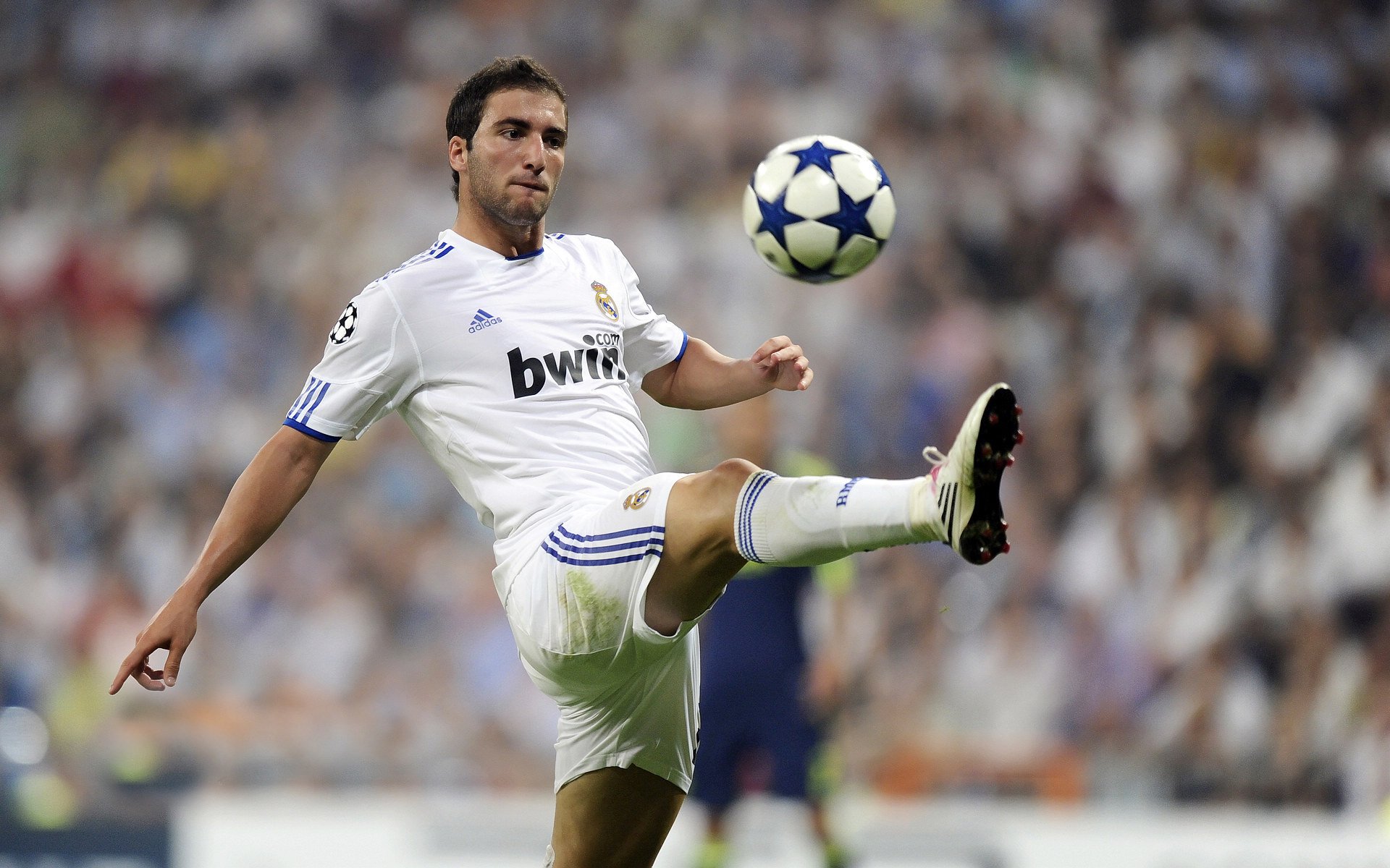 Kering-逆转“奇迹之夜”，那些永不放弃的足球战士，足球奇迹视频